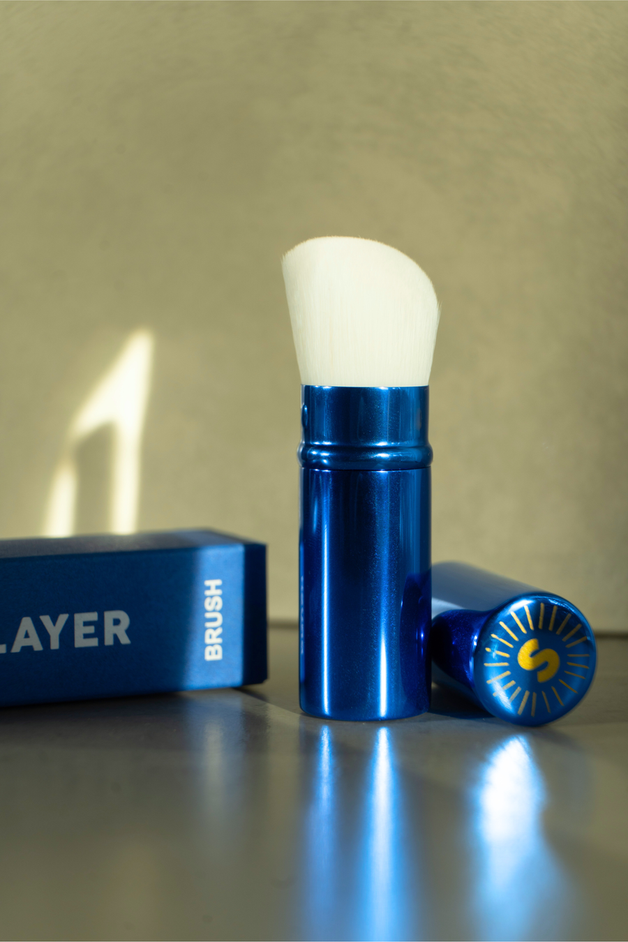 SLAY SPF Brush - Retractable Travel Brush