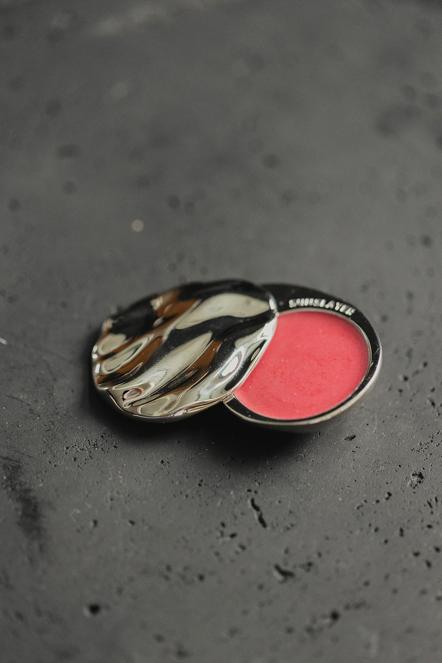 SLAY SHELL SPF 50 Mineral Lip Balm - Raspberry Gelato